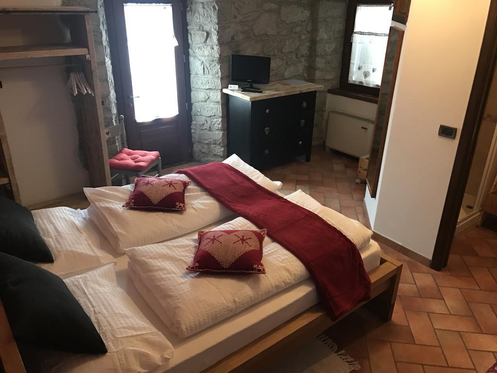 Casa Benassi ,Room&Suite , Con Zona Benessere Riolunato Eksteriør billede